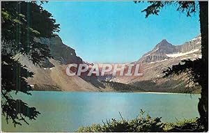Immagine del venditore per Carte Postale Moderne Canadian Rockies Bow Lake And Bow Glacier Waters from the glacier plunge forming the headwater venduto da CPAPHIL