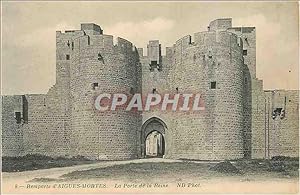Bild des Verkufers fr Carte Postale Ancienne Remparts d aigues mortes la porte de la reine zum Verkauf von CPAPHIL