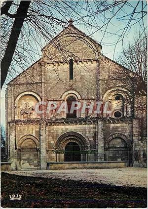 Bild des Verkufers fr Carte Postale Moderne Chteauneuf sur Charente Faade de l'glise Saint Pierre style roman poitevin XIIe siecle Eglise d'Aunis et Saintogn zum Verkauf von CPAPHIL