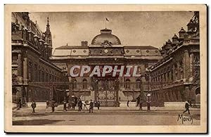 Image du vendeur pour Paris - Le Palais du Justice - la Cour d'honneur - The law courts - Carte Postale Ancienne mis en vente par CPAPHIL