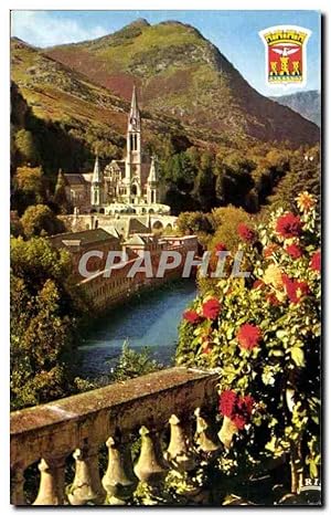 Bild des Verkufers fr Lourdes Carte Postale Moderne La basilique et le Gave zum Verkauf von CPAPHIL