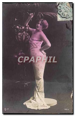 Image du vendeur pour Fantaisie - Femme - Mode - Fashion - Carte Argentee - Metallic Sheen - Carte Postale Ancienne mis en vente par CPAPHIL