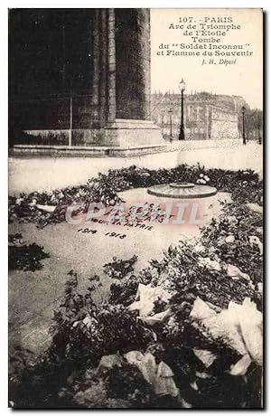 Image du vendeur pour Paris Carte Postale Ancienne Arc de triomphe de l'Etole Tombe du soldat inconnu et flamme du souvenir mis en vente par CPAPHIL