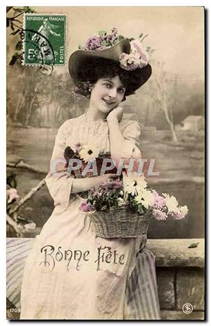 Image du vendeur pour Fantaisie - Femme - Woman in elegant hat - mode - fashion - Carte Postale Ancienne mis en vente par CPAPHIL