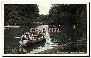 Image du vendeur pour Paris Carte Postale Ancienne Bois de Boulogne Une bonne partie de canotage mis en vente par CPAPHIL