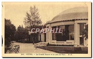 Seller image for Carte Postale Ancienne Vittel la grande source et un coin du parc for sale by CPAPHIL