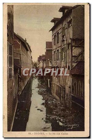 Seller image for Troyes Carte Postale Ancienne La ru aux cailles for sale by CPAPHIL
