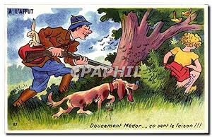 Image du vendeur pour Humour - Illustration - Doucement Medor - ca sent le faisan - chien - dog - chasse - hunting - Carte Postale Ancienne mis en vente par CPAPHIL