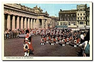 Carte Postale Ancienne Pipes and Drums in Edinburgh