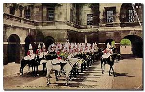 Image du vendeur pour Carte Postale Ancienne The Changing of the Guard Whitehall London mis en vente par CPAPHIL