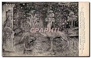 Bild des Verkufers fr Carte Postale Ancienne Angers Musee de l'ancien Eveche tapisserie du xiv seene lires de l'Apoclypse nouveau tessament 1377 la bete a tetes zum Verkauf von CPAPHIL