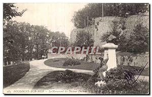 Carte Postale Ancienne BOULOGNE-SUR-MER - Le Monument du Docteur Duchene et le jardin