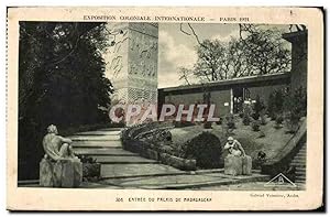 Imagen del vendedor de Carte Postale Ancienne Exposition coloniale internationale de Paris 1931 Entre du Palais de Madagascar a la venta por CPAPHIL