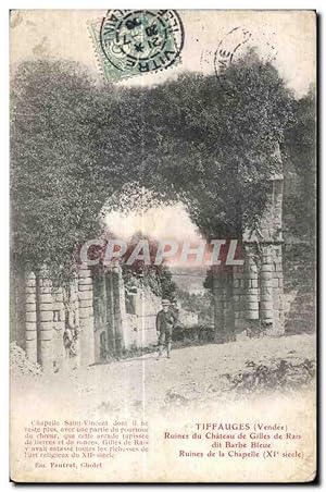 Image du vendeur pour Carte Postale Ancienne Tiffauges (Vendee) Ruines du Chteau de Gilles de Rais dit Barbe Bleue Ruines de la Chapelle mis en vente par CPAPHIL