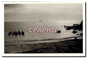 Bild des Verkufers fr Carte Postale Ancienne Dakar (Senegal) Un coin de la Corniche zum Verkauf von CPAPHIL