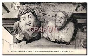 Image du vendeur pour Carte Postale Ancienne Vannes Vannes et sa femme Vieille Maison ayanl appartenu a Gilles de Bretagne mis en vente par CPAPHIL