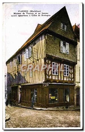 Image du vendeur pour Carte Postale Ancienne Vannes Maison de Vannes et sa Femme ayant appartenu a gilles de Bretagne mis en vente par CPAPHIL