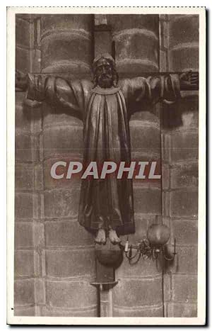 Image du vendeur pour Carte Postale Ancienne Quimperle Eglise Sainte Croix Christ en Robe mis en vente par CPAPHIL