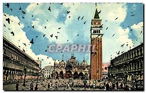 Bild des Verkufers fr Carte Postale Ancienne Venezia Piazza A MArco Piccionta Piazza of St Mark and hight zum Verkauf von CPAPHIL