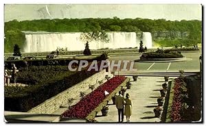 Bild des Verkufers fr Carte Postale Ancienne The American Falls as Seen from the colourful flower gardens on the canadia side of Niagara Falls zum Verkauf von CPAPHIL