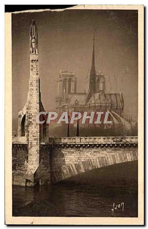 Seller image for Carte Postale Ancienne Paris en flanant notre dame et statue de ste geneviere Oeuvre de landowaki Yvon for sale by CPAPHIL