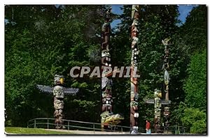 Carte Postale Ancienne Totem Poles In Stanley Park Vancouver Indiens
