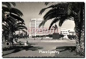 Image du vendeur pour Carte Postale Semi Moderne Casablanca Maroc Place Lyautey mis en vente par CPAPHIL