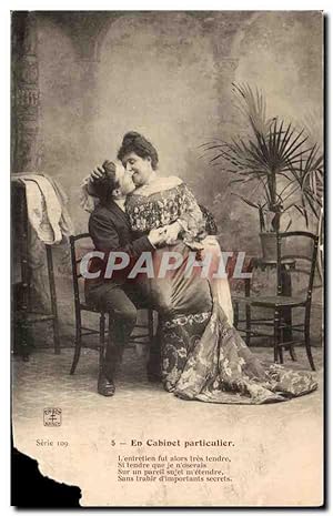 Seller image for Carte Postale Ancienne Fantaisie Femme En cabinet particulier for sale by CPAPHIL