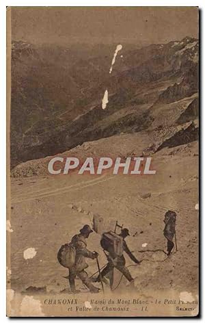 Image du vendeur pour Carte Postale Ancienne Chamonix Massif du Mont Blanc le Petit et Valle de Chamonix Alpinisme mis en vente par CPAPHIL