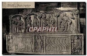 Carte Postale Ancienne Arles Musee Lapidaire Sarcophage dit du Mariage Romain