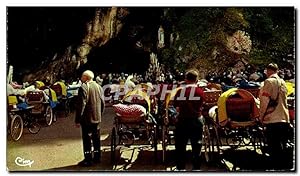 Image du vendeur pour Carte Postale Ancienne Lourdes La Grotte Benediction des Malades mis en vente par CPAPHIL