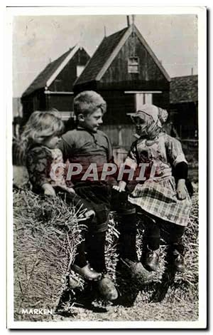 Bild des Verkufers fr Carte Postale Ancienne Marken Pays Bas Folklore Enfants zum Verkauf von CPAPHIL