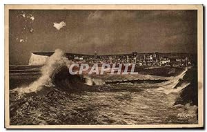 Carte Postale Ancienne Le Treport Eu Mers de Paris Mers subit l'Assaut des Vagues