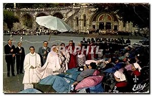 Image du vendeur pour Carte Postale Semi Moderne Lourdes La Basilique Benediction des malades mis en vente par CPAPHIL