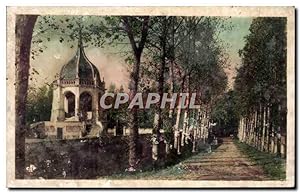 Seller image for Carte Postale Ancienne Ste Anne d'Auray vue sur le Monument sux Morts for sale by CPAPHIL