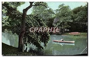 Bild des Verkufers fr Carte Postale Ancienne Bois de Boulogne Lac inferieur Le long des les zum Verkauf von CPAPHIL