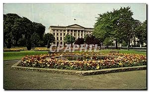 Carte Postale Moderne Queen's Hôtel Cheltenham The Colourful Gardens In Front Of The Queen's