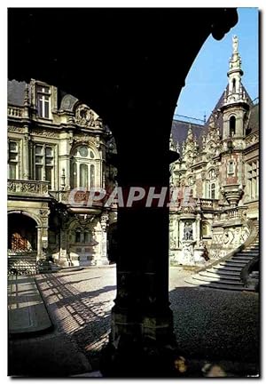 Seller image for Carte Postale Moderne La Benedictine A Fecamp Cour d'Honneur for sale by CPAPHIL