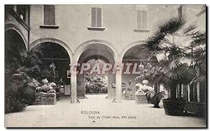 Carte Postale Ancienne Bologna Cour de l'Hôtel Brun