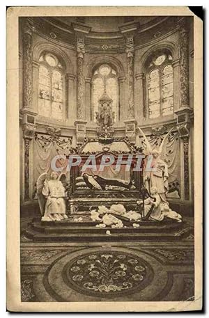 Bild des Verkufers fr Carte Postale Ancienne Lisieux Chapelle et chasse de Sainte Therese de l'enfant Jesus zum Verkauf von CPAPHIL