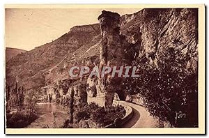 Bild des Verkufers fr Carte Postale Ancienne Gorges du Tarn Pougnadoire Route de Ste Enimie a la Malene zum Verkauf von CPAPHIL
