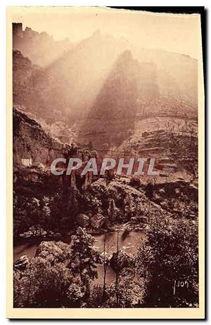 Bild des Verkufers fr Carte Postale Ancienne Gorges Du Tar a la sortie du cirque des Baumes zum Verkauf von CPAPHIL