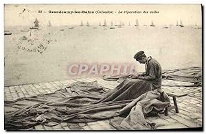 Carte Postale Ancienne Grandcamp les Bains La reparation des voîles Pecheur TOP