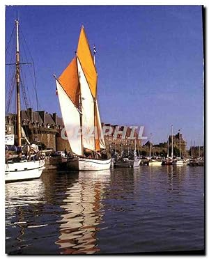 Carte Postale Moderne Saint Malo L'Etoîle Molene Dans le Bassin Vauban Bateau Voilier