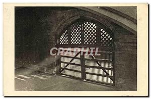 Immagine del venditore per Carte Postale Ancienne London The Tower of London St Thaoms tower Traitor's gate venduto da CPAPHIL