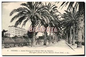 Bild des Verkufers fr Carte Postale Ancienne Hyeres Avenue Beauregard et Grand Htel des palmiers zum Verkauf von CPAPHIL