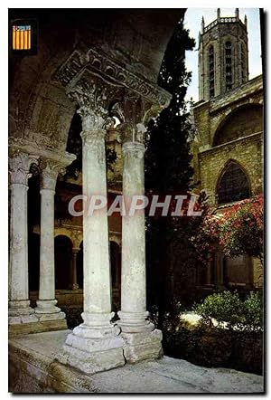 Seller image for Carte Postale Moderne Aix en Provence le clocher de la cathdrale St Sauveur vu de l'intrieur du clotre for sale by CPAPHIL