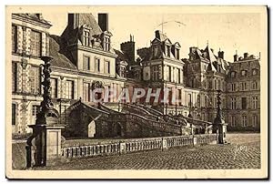 Carte Postale Ancienne La Douce France Fontainebleau Le Palais Façade sur la cour des Adieux