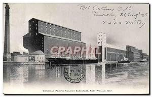 Carte Postale Ancienne Candian Pacific Railway elevators Fort William Ont Bateau