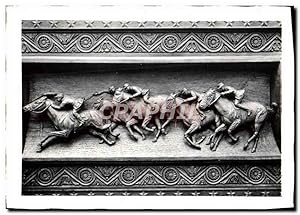 Seller image for Carte Postale Moderne Les Bois Sculptes Cancale Exposition Abbe Quemerais La course de chevaux Hippisme Cheval for sale by CPAPHIL